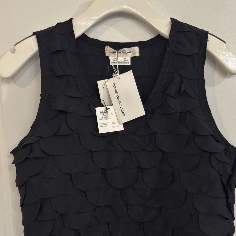 Comme des Garçons Scale Design Ruffled Long Black Stretch Sleeveless Top